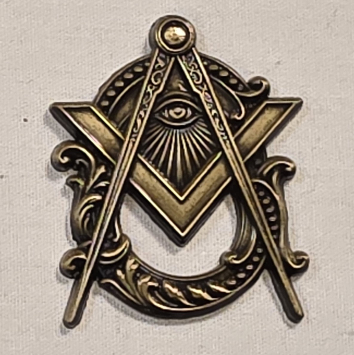 Ancient Mason Lapel Pin – 1.25 Inch